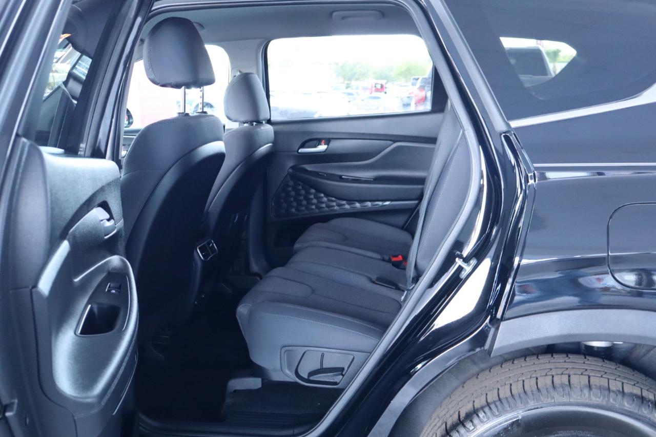 Hyundai Santa Fe SE FWD 2021
