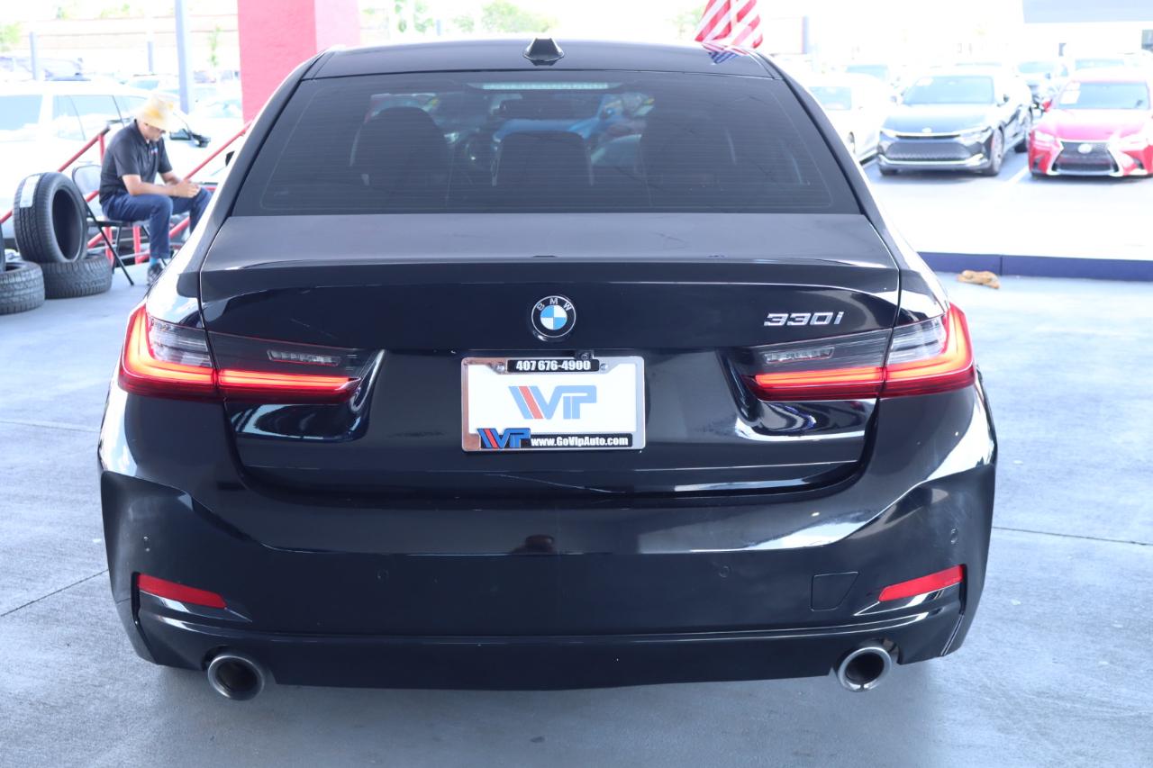 BMW 3 Series 330i Sedan 2023