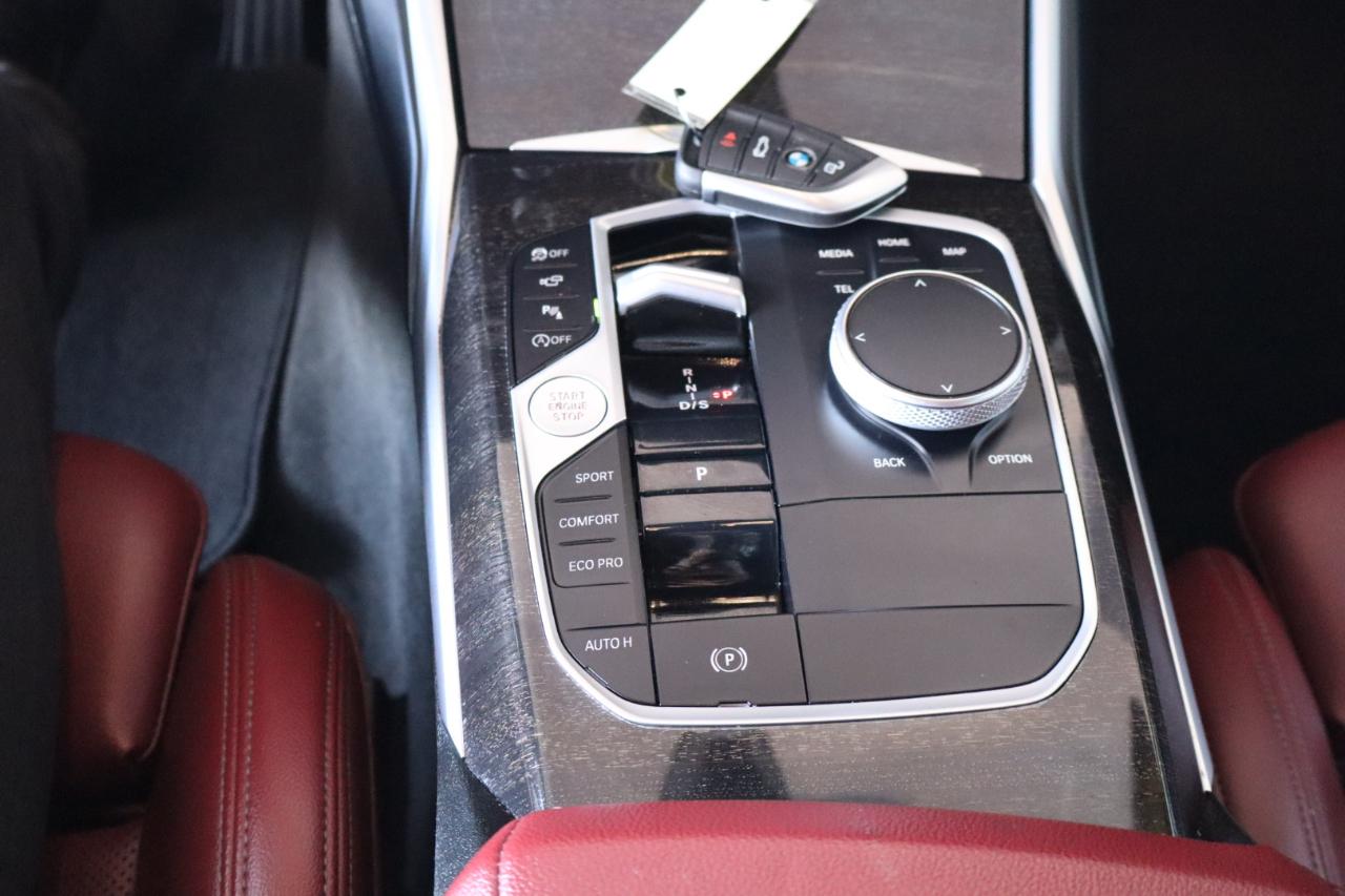 BMW 3 Series 330i Sedan 2023