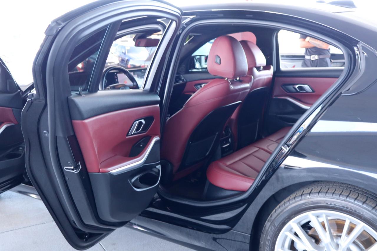 BMW 3 Series 330i Sedan 2023