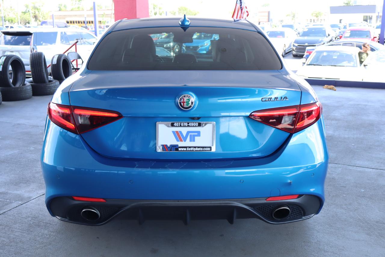 Alfa Romeo Giulia RWD 2018