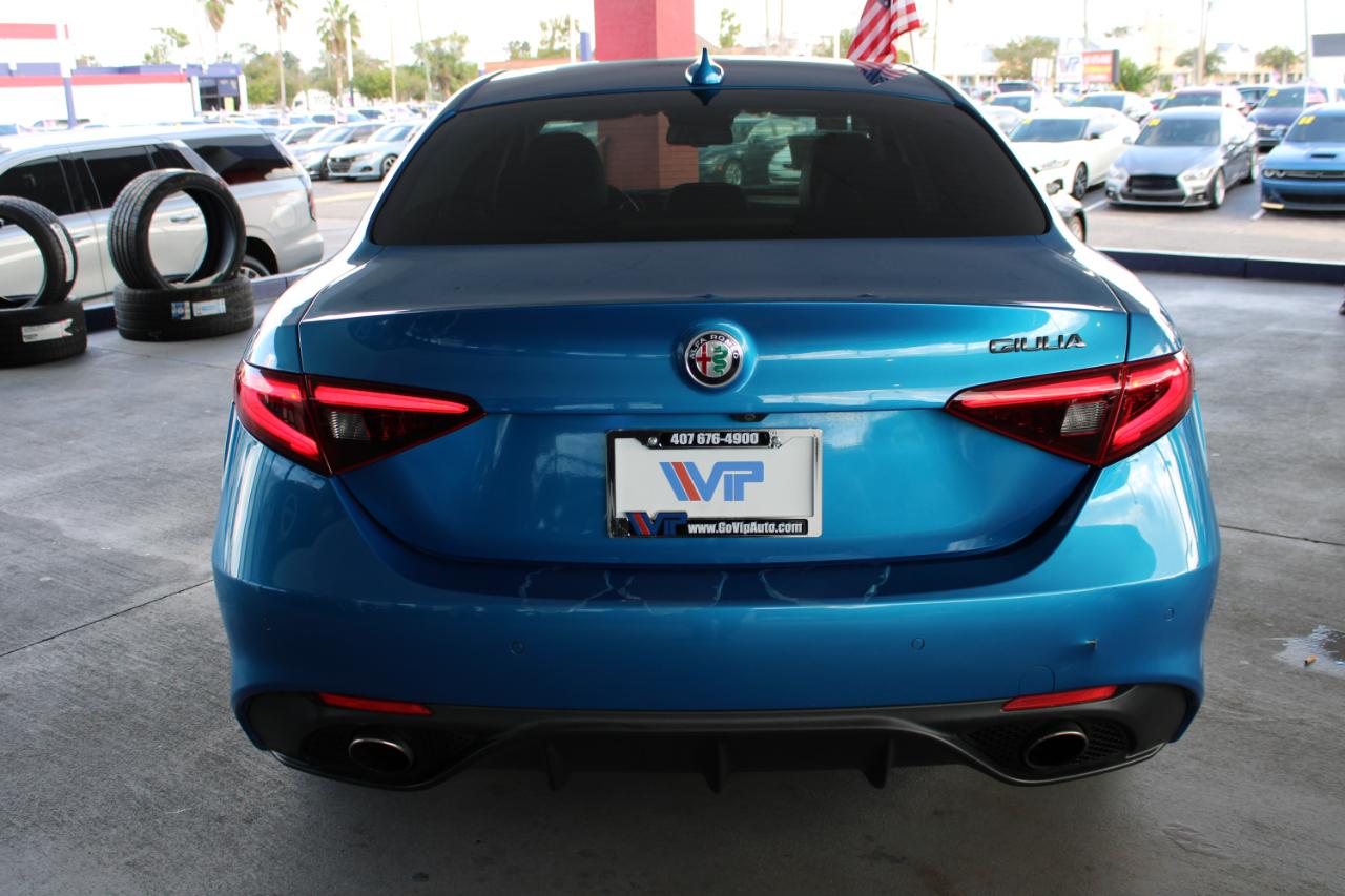 Alfa Romeo Giulia RWD 2018
