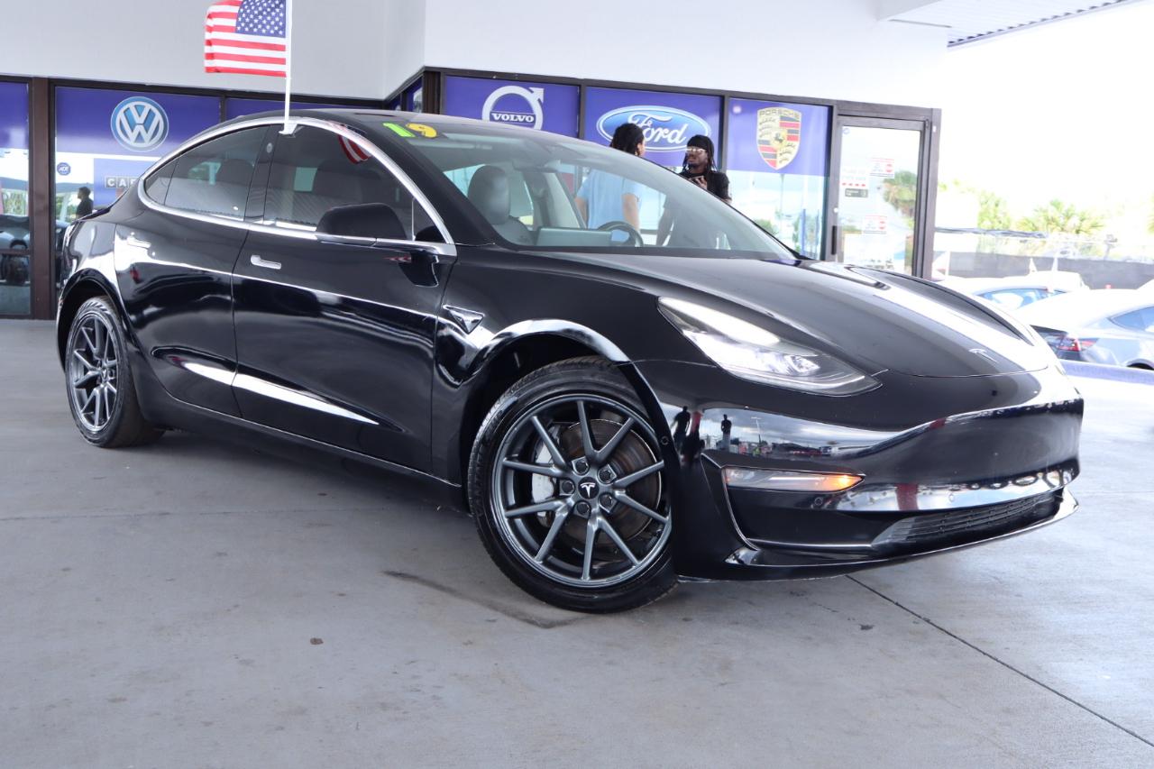 Tesla Model 3 Mid Range RWD *Ltd Avail* 2019