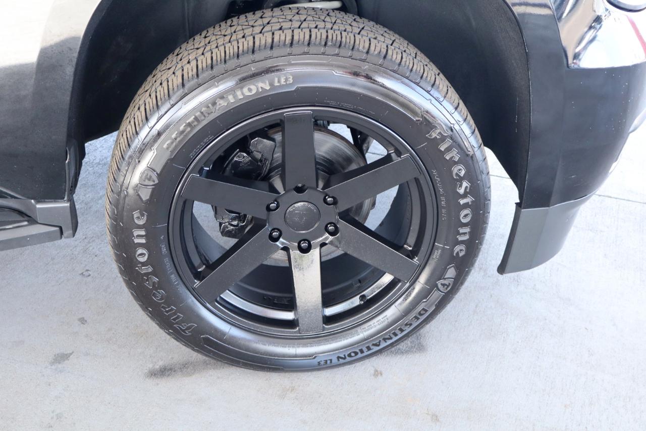 Chevrolet Tahoe 4WD 4dr LT 2019