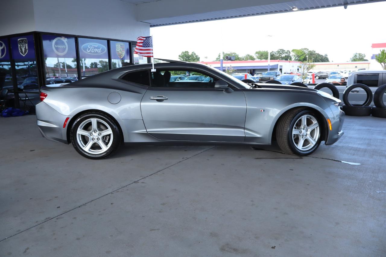 Chevrolet Camaro 2dr Cpe 1LT 2019
