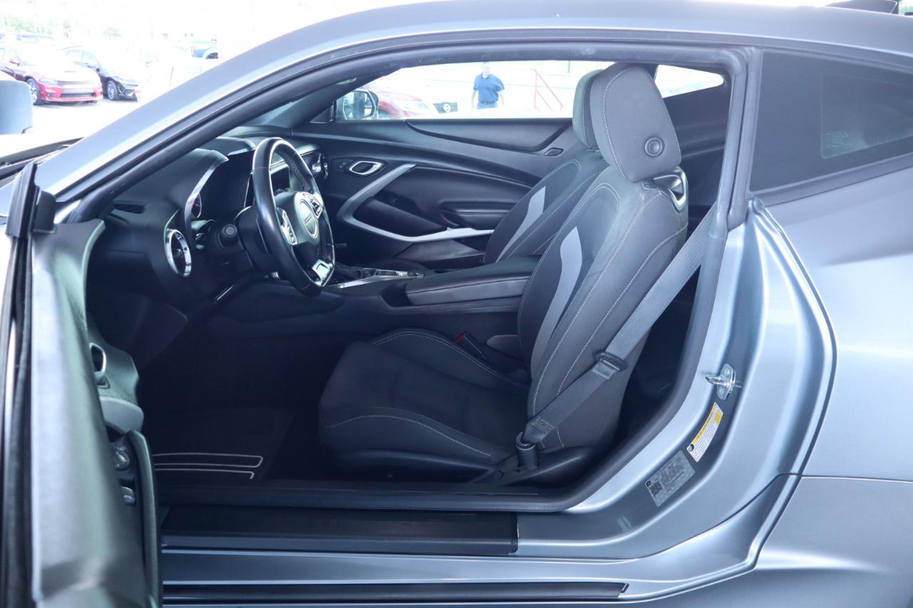 Chevrolet Camaro 2dr Cpe 1LT 2019