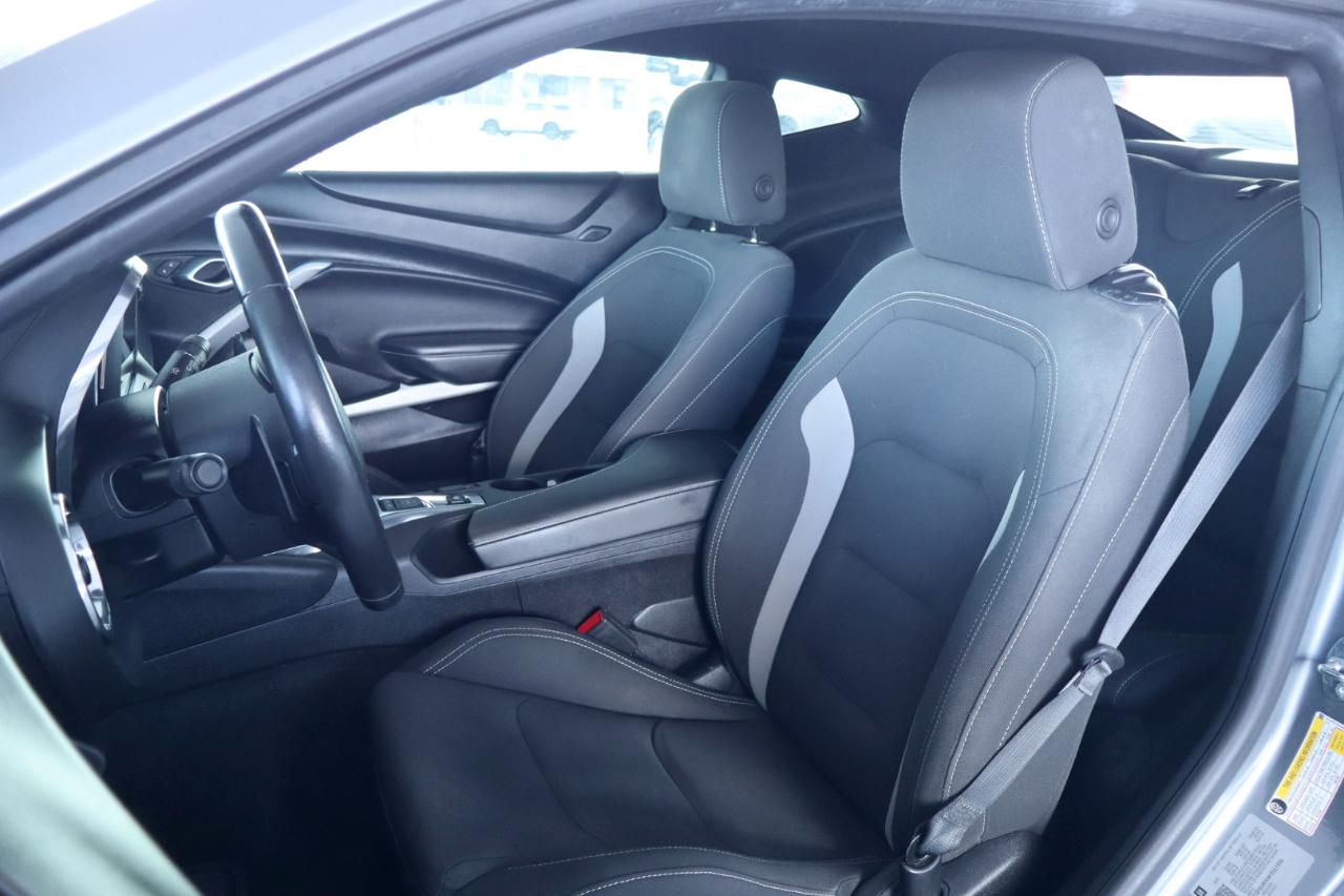 Chevrolet Camaro 2dr Cpe 1LT 2019