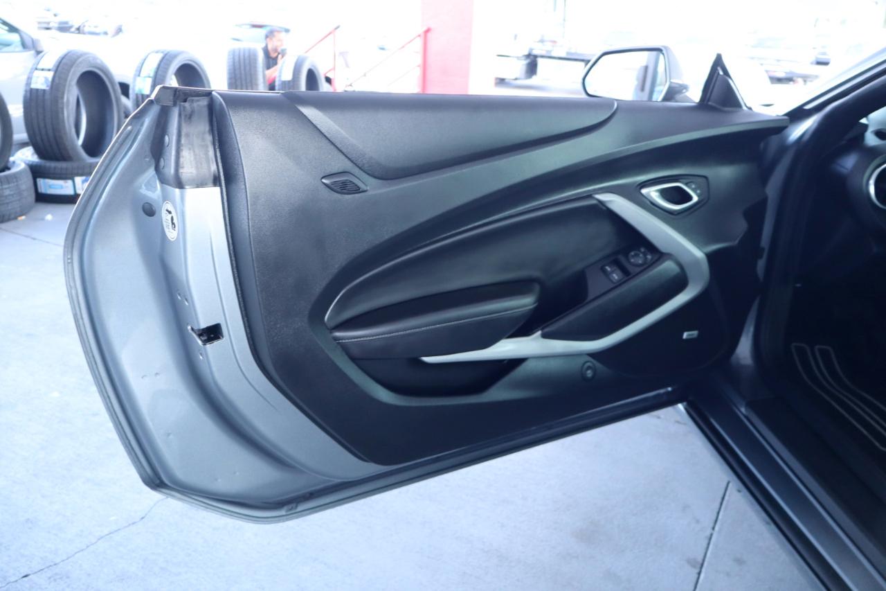 Chevrolet Camaro 2dr Cpe 1LT 2019