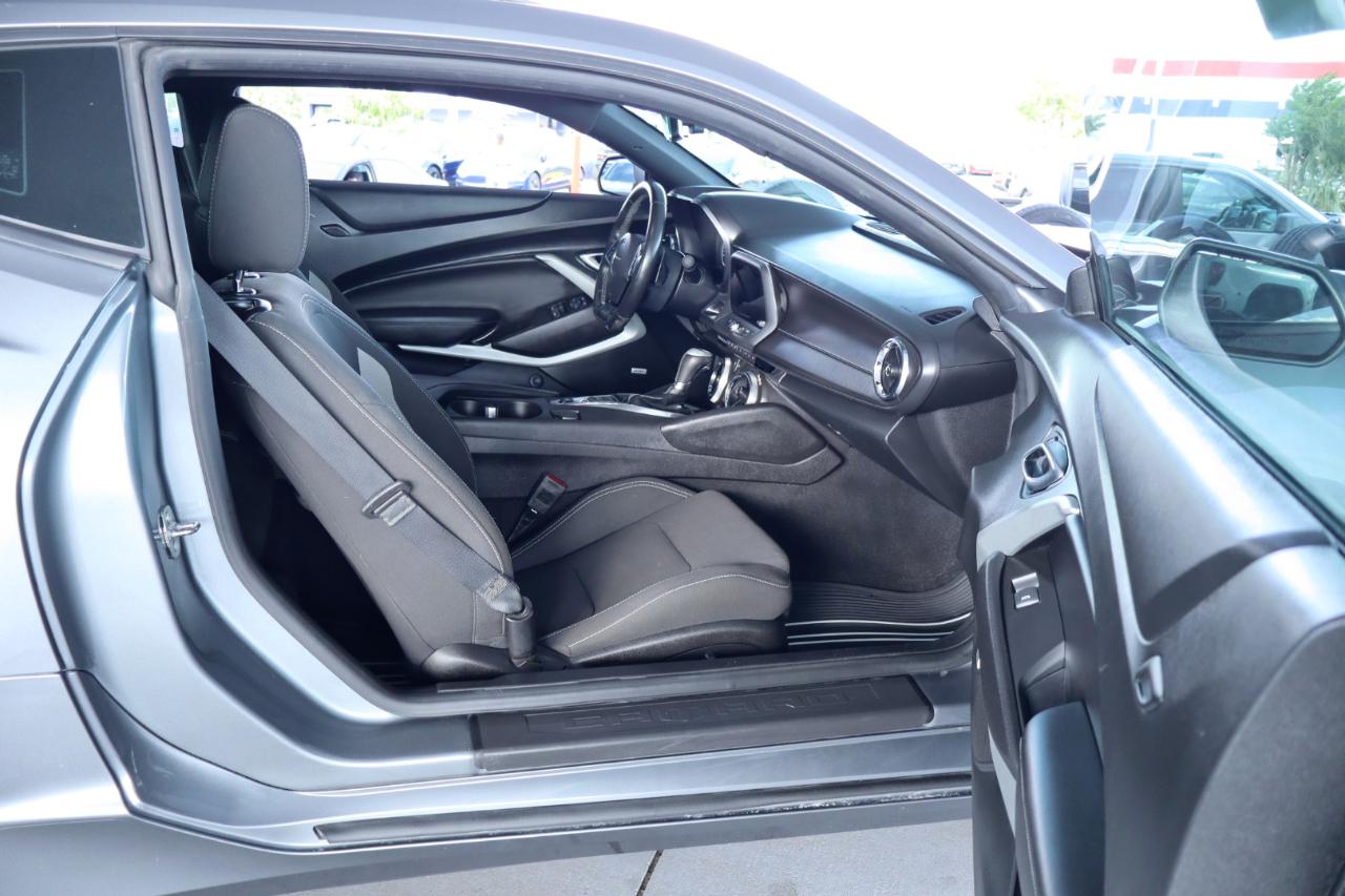Chevrolet Camaro 2dr Cpe 1LT 2019