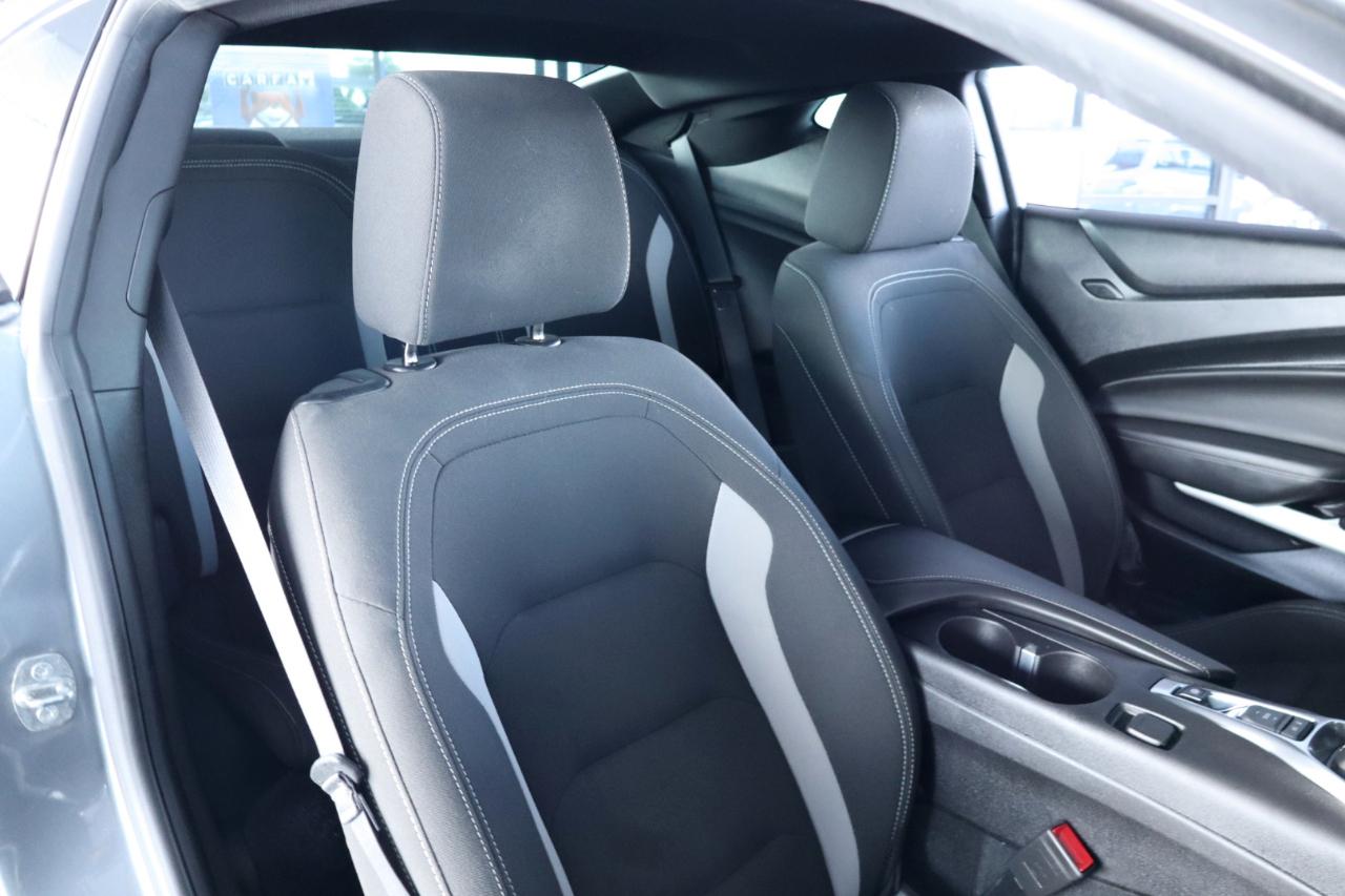 Chevrolet Camaro 2dr Cpe 1LT 2019