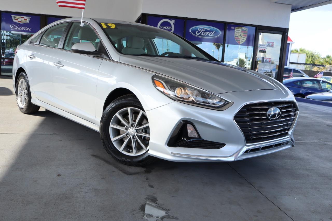 Hyundai Sonata SE 2.4L 2019