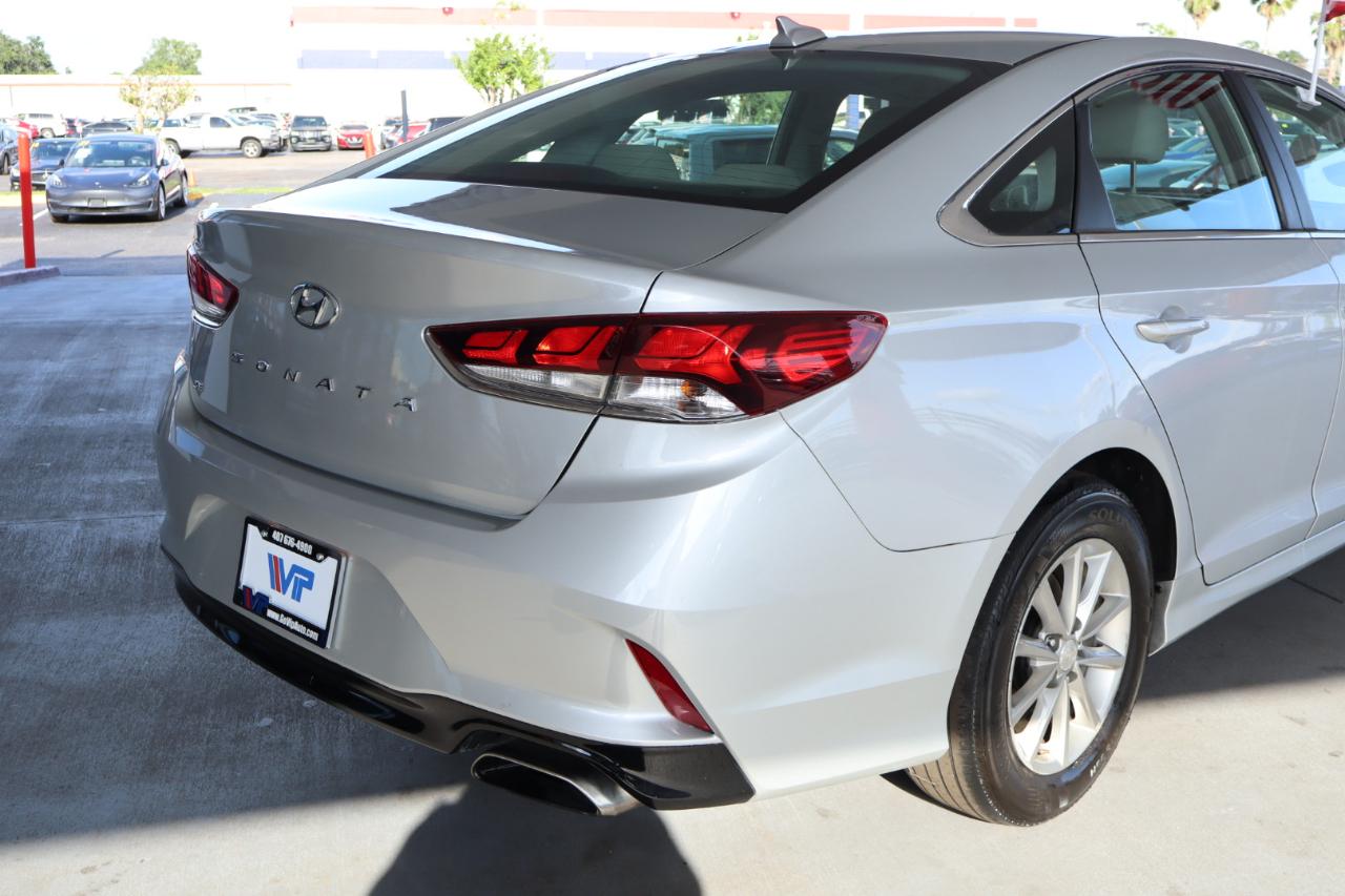 Hyundai Sonata SE 2.4L 2019
