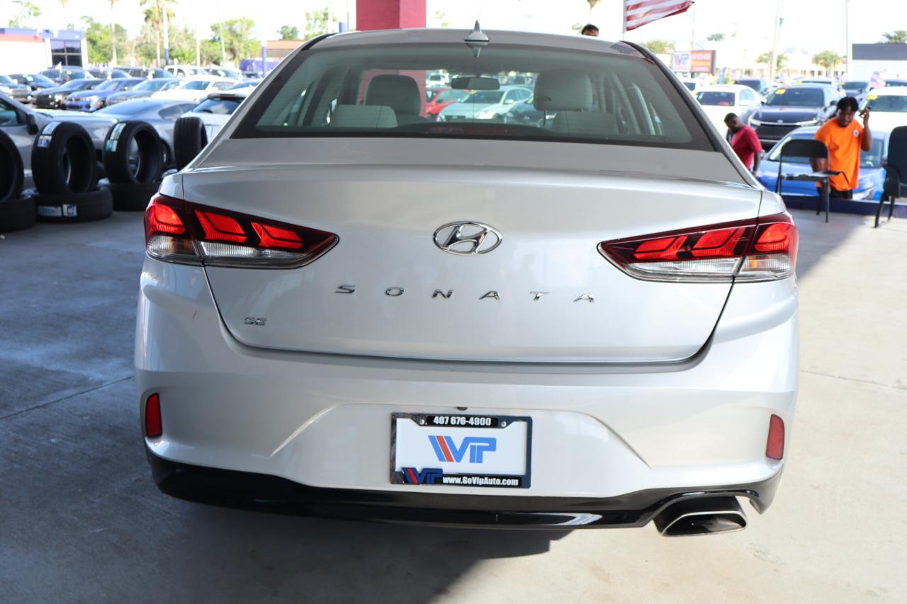 Hyundai Sonata SE 2.4L 2019