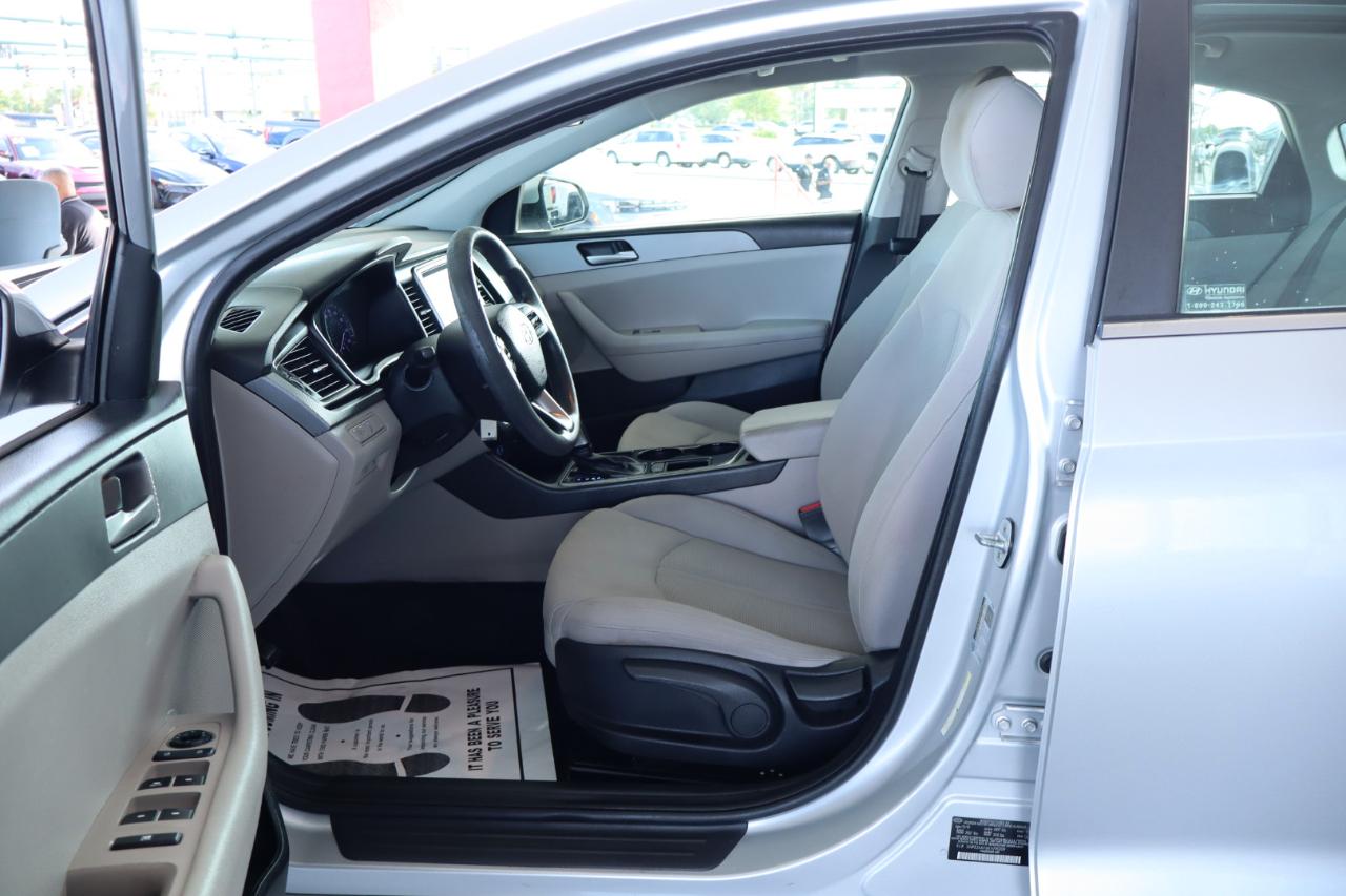 Hyundai Sonata SE 2.4L 2019