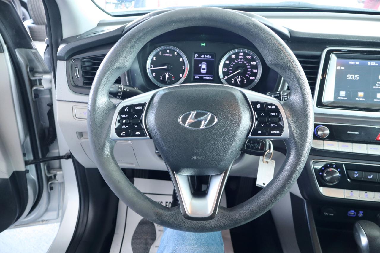 Hyundai Sonata SE 2.4L 2019