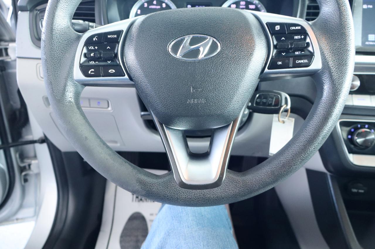 Hyundai Sonata SE 2.4L 2019