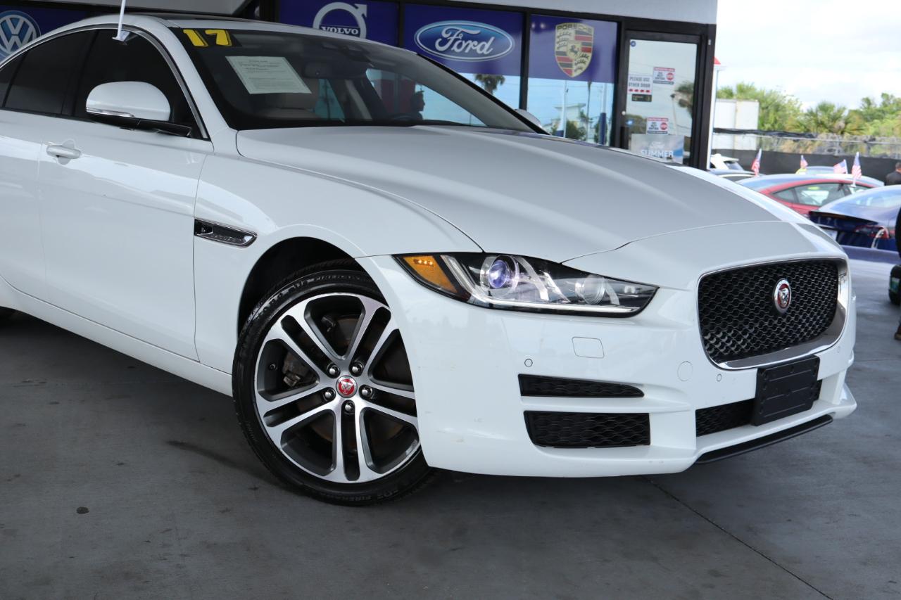 Jaguar XE 35t Premium AWD 2017