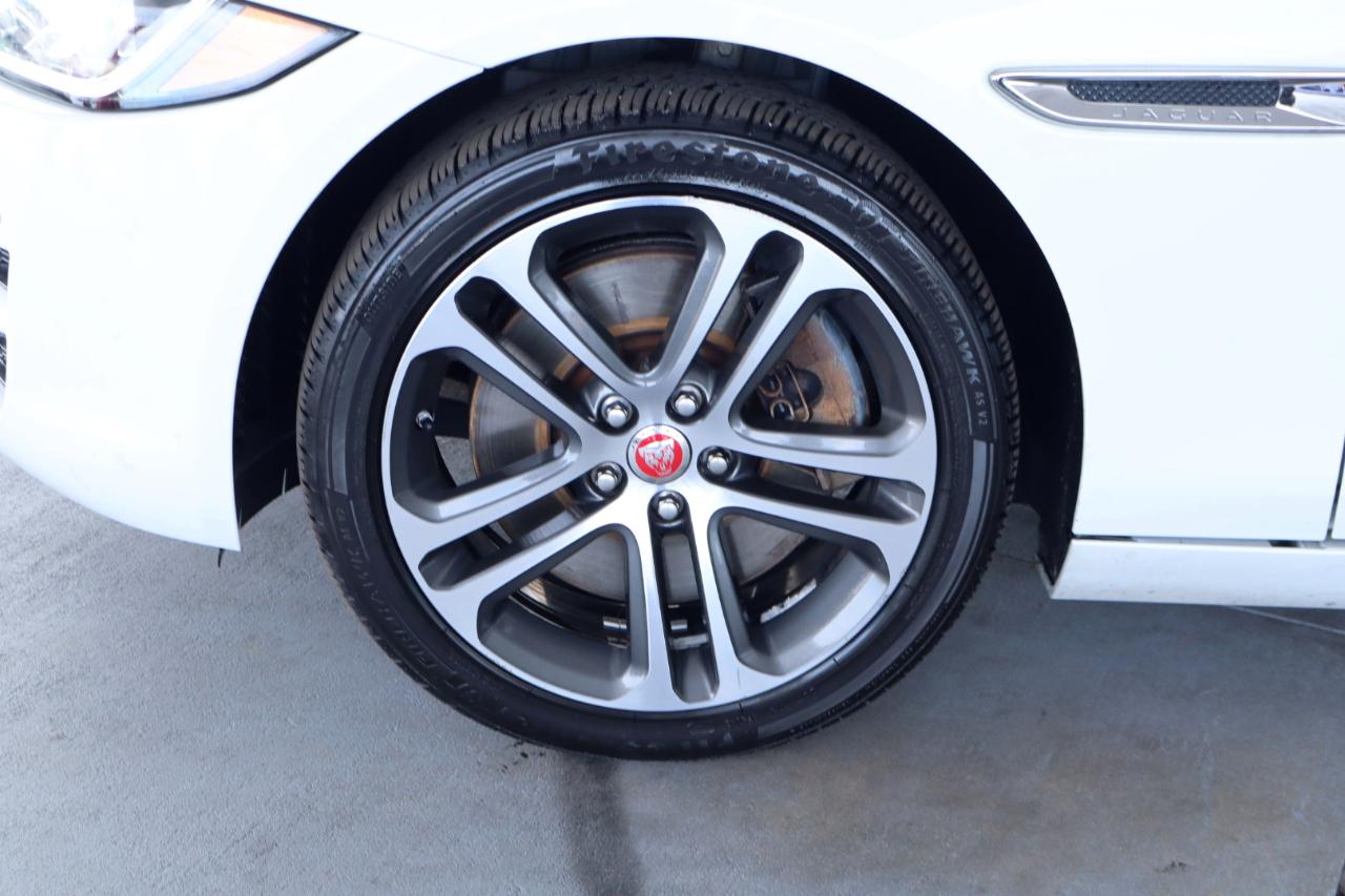 Jaguar XE 35t Premium AWD 2017