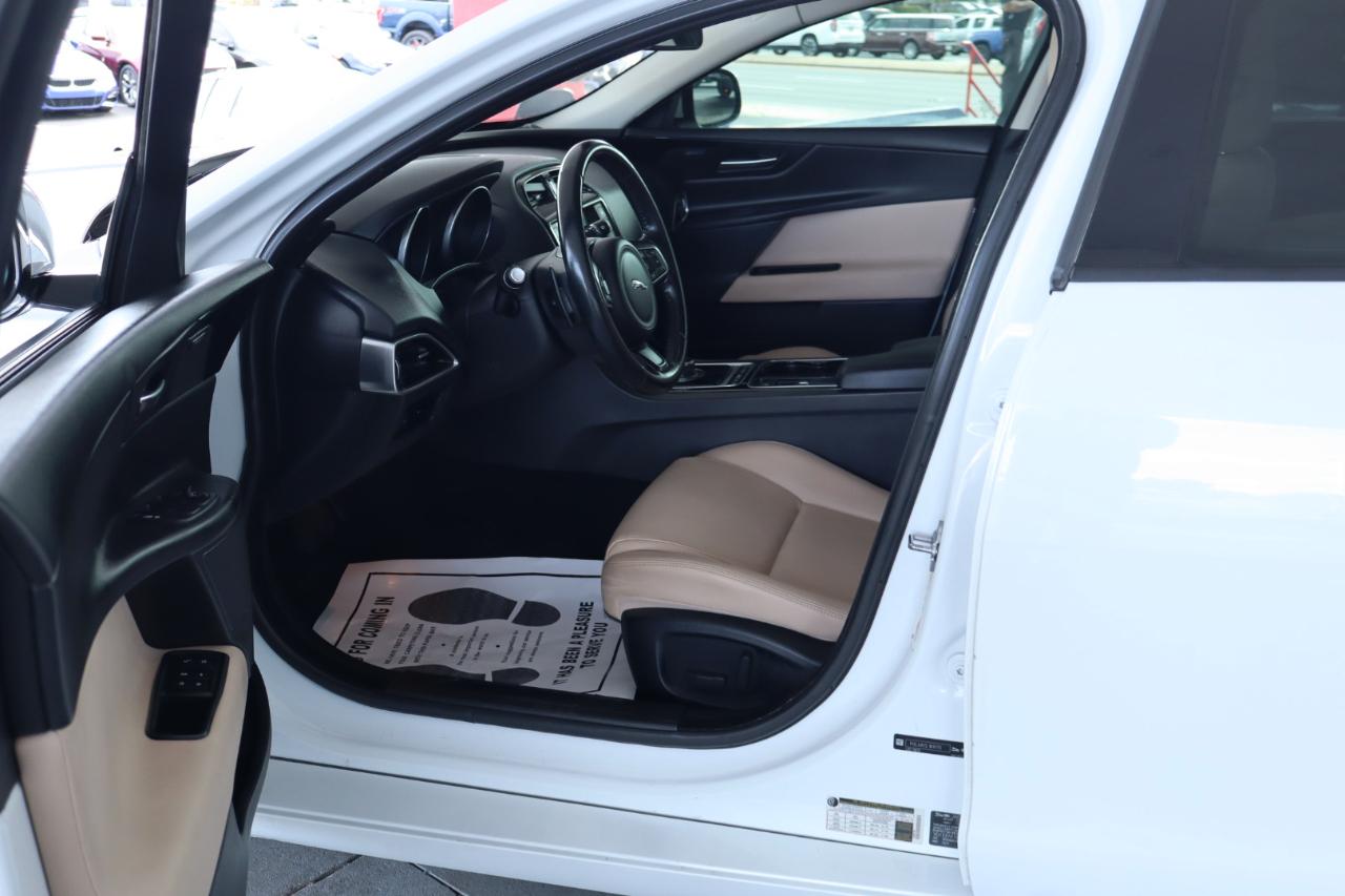 Jaguar XE 35t Premium AWD 2017