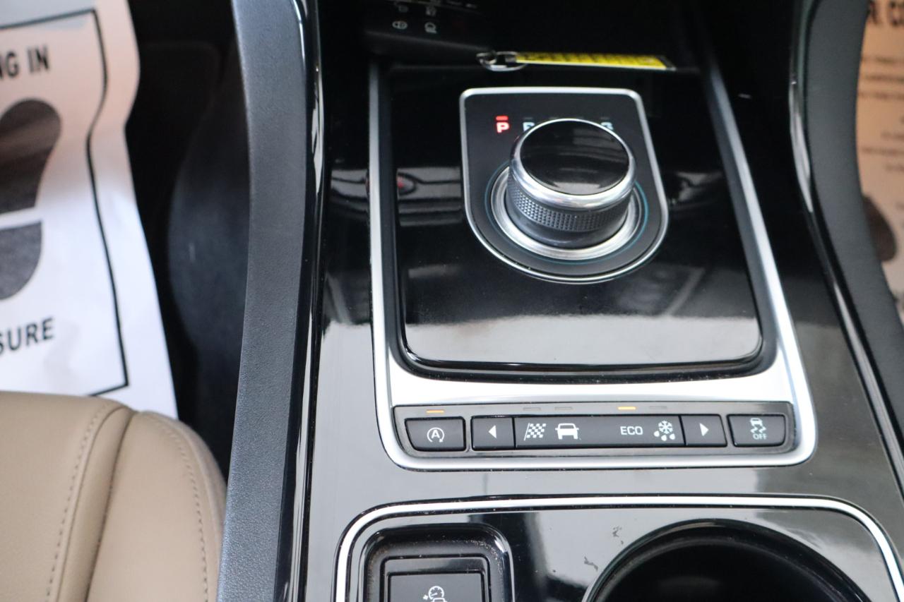 Jaguar XE 35t Premium AWD 2017