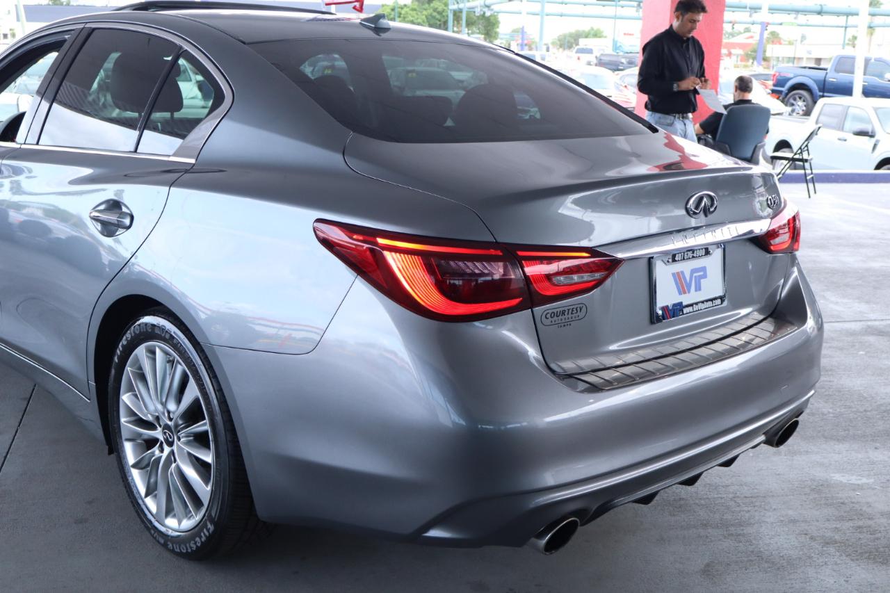 Infiniti Q50 3.0t LUXE RWD 2020