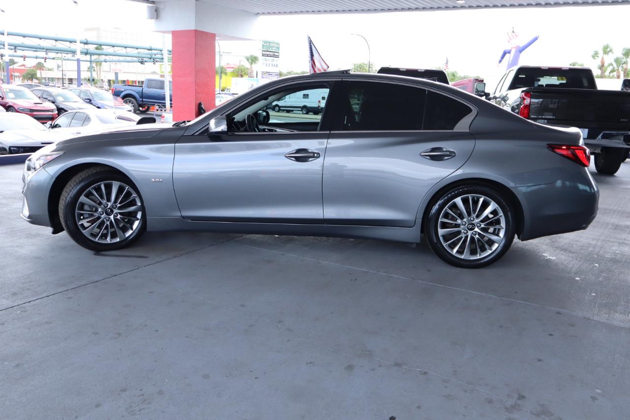 Infiniti Q50 3.0t LUXE RWD 2020