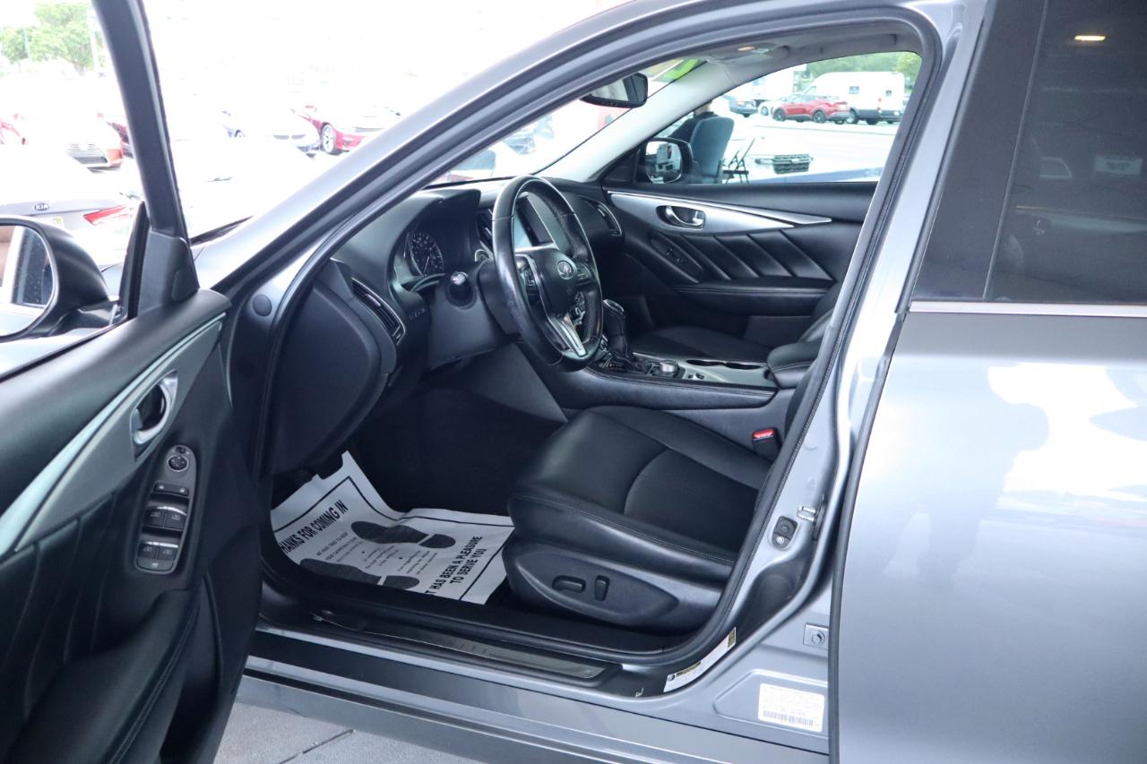 Infiniti Q50 3.0t LUXE RWD 2020