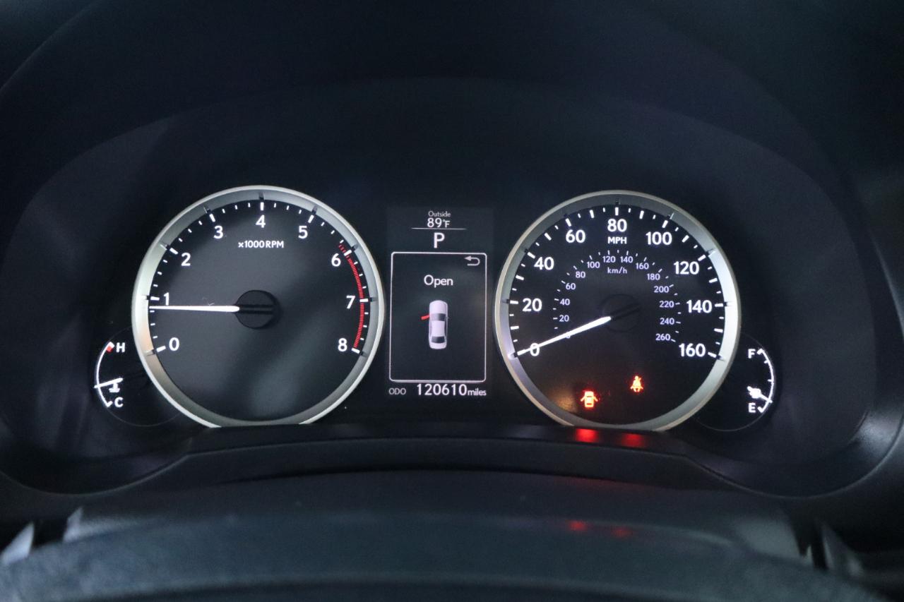 Lexus IS 200t 4dr Sdn 2016