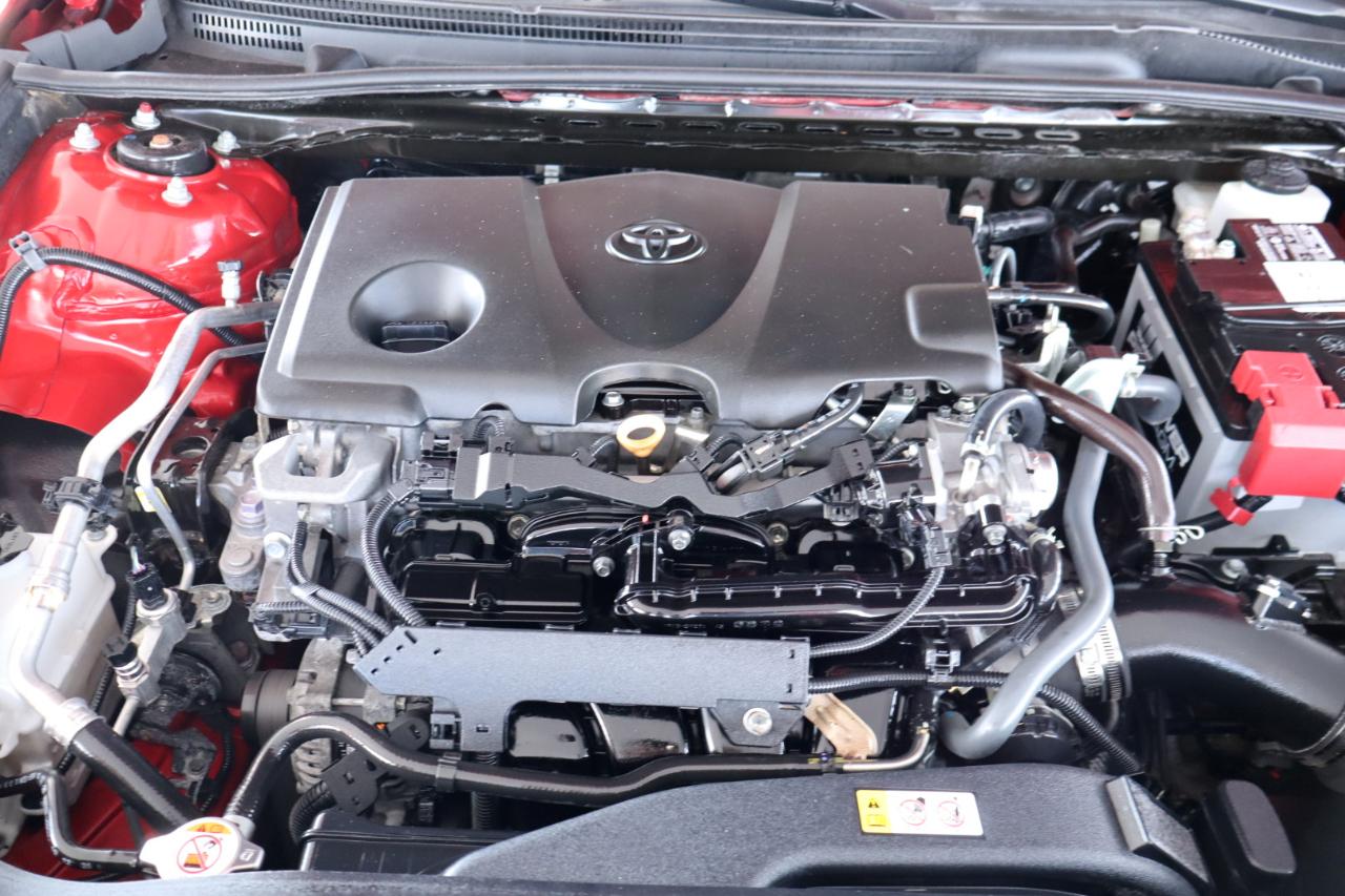Toyota Camry SE Auto (Natl) 2021