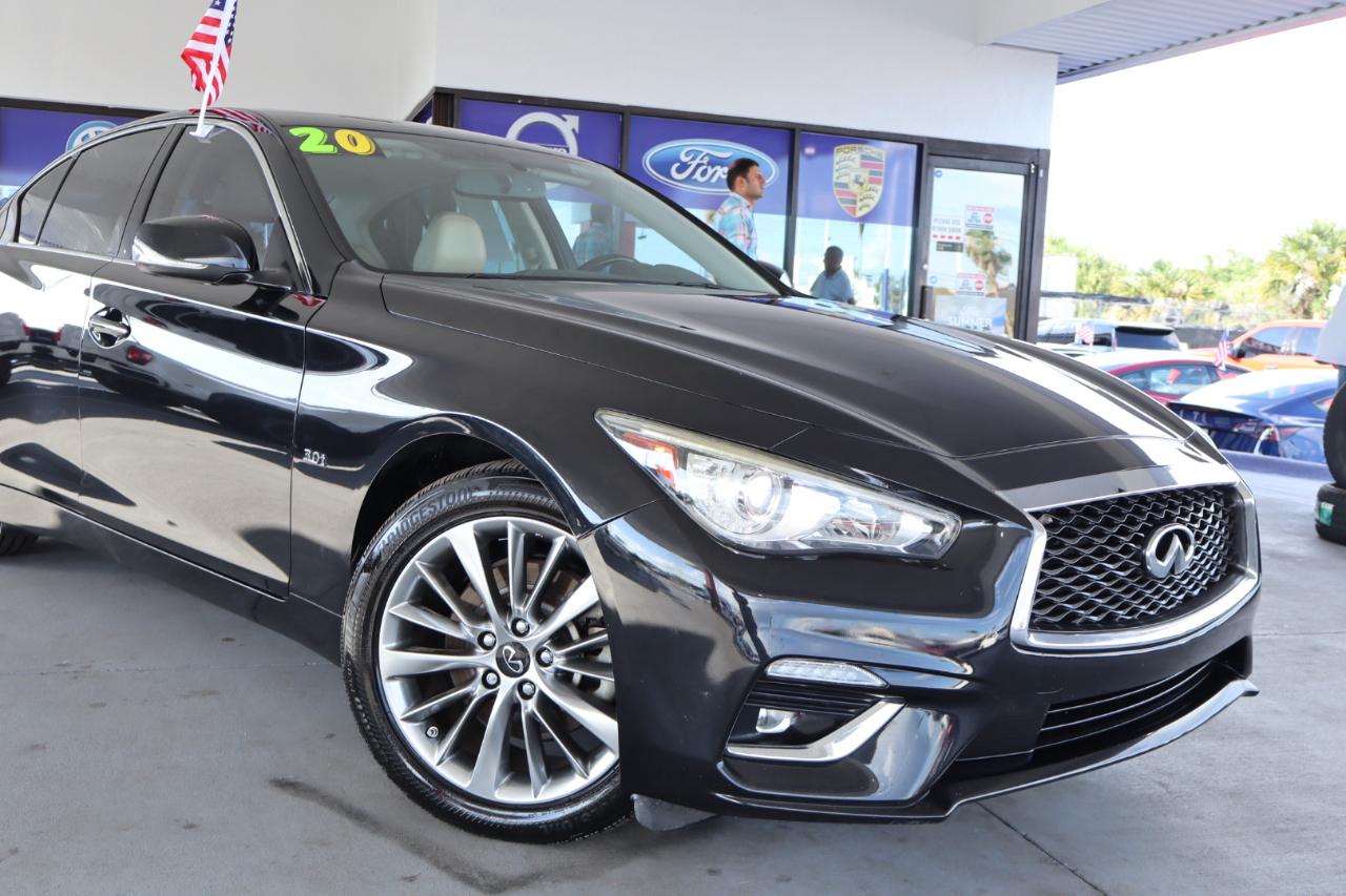 Infiniti Q50 3.0t LUXE RWD 2020