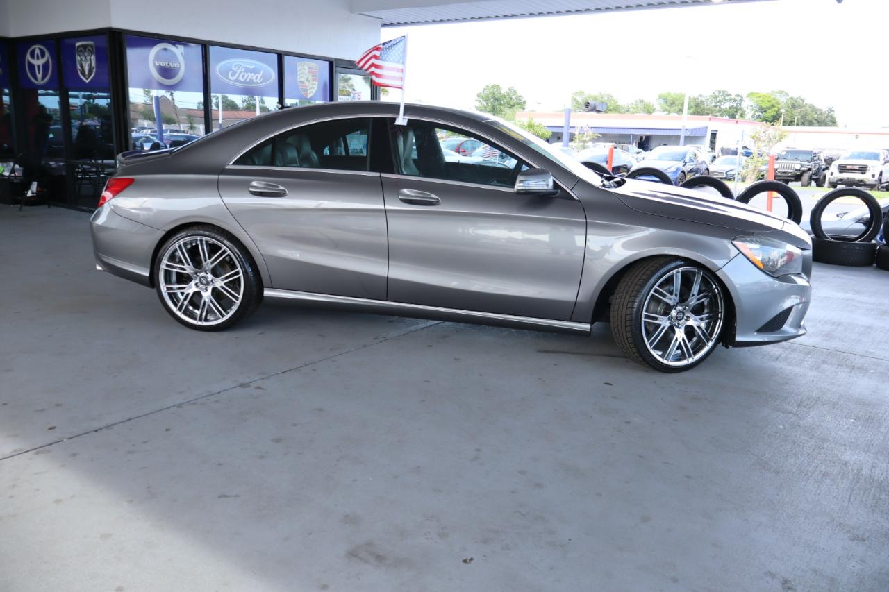 Mercedes-Benz CLA 4dr Sdn CLA 250 FWD 2016