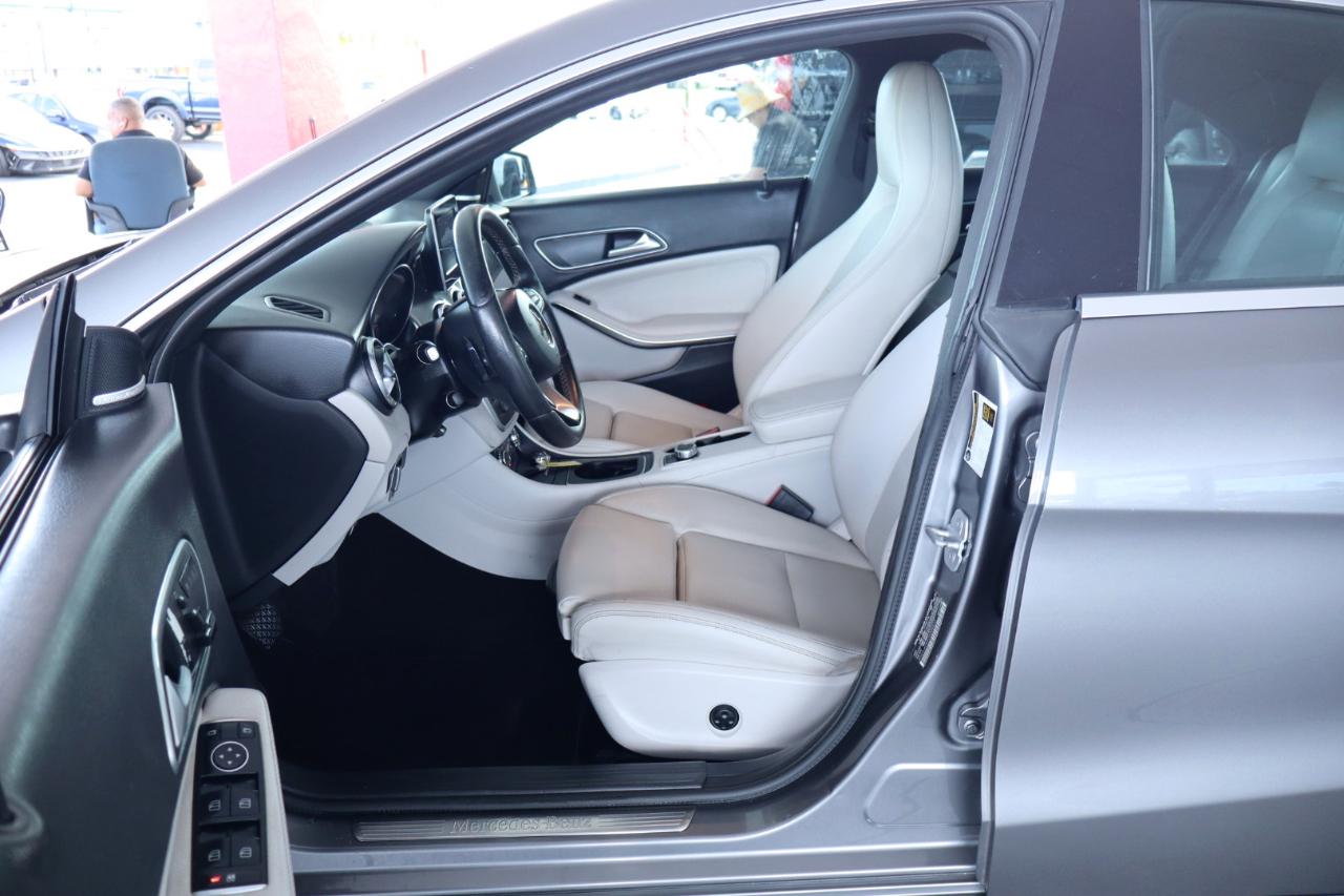 Mercedes-Benz CLA 4dr Sdn CLA 250 FWD 2016