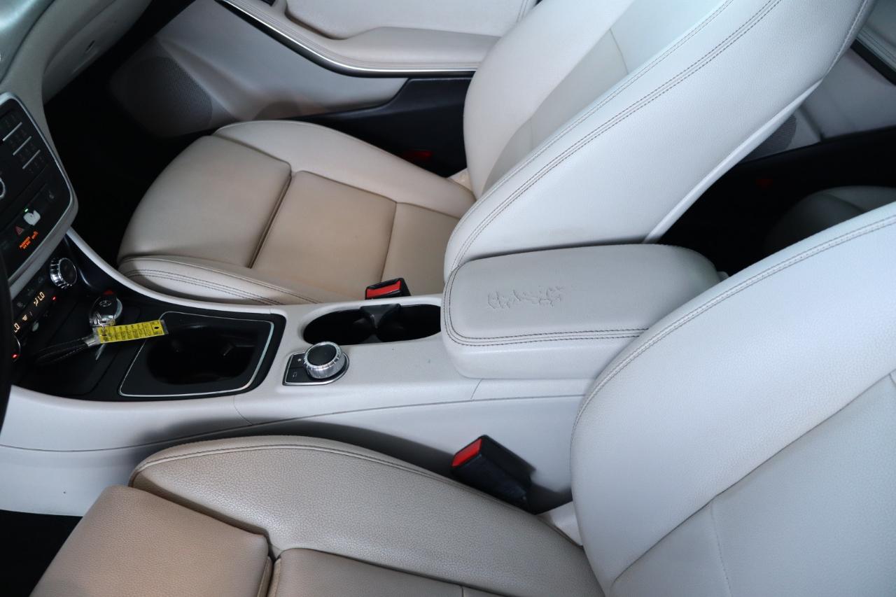 Mercedes-Benz CLA 4dr Sdn CLA 250 FWD 2016