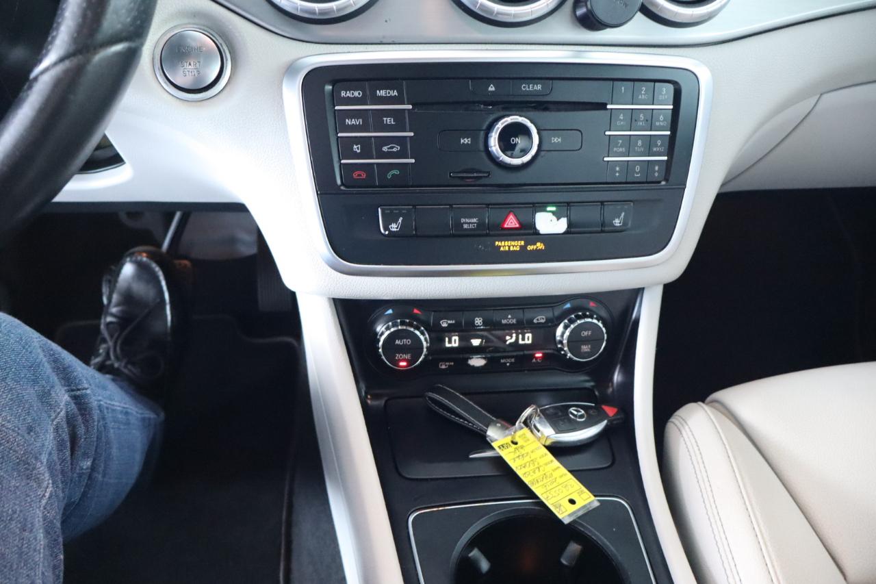 Mercedes-Benz CLA 4dr Sdn CLA 250 FWD 2016