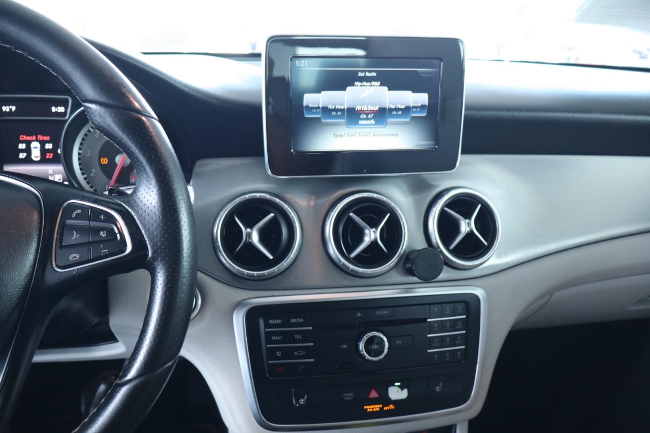 Mercedes-Benz CLA 4dr Sdn CLA 250 FWD 2016