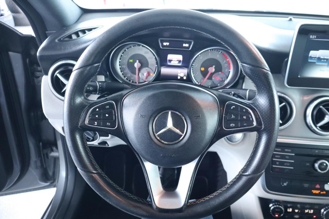 Mercedes-Benz CLA 4dr Sdn CLA 250 FWD 2016
