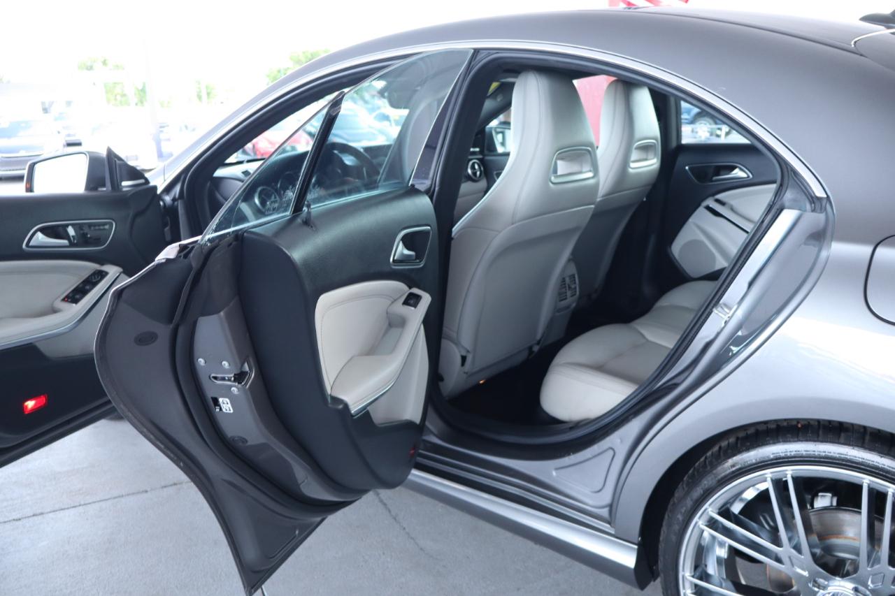 Mercedes-Benz CLA 4dr Sdn CLA 250 FWD 2016