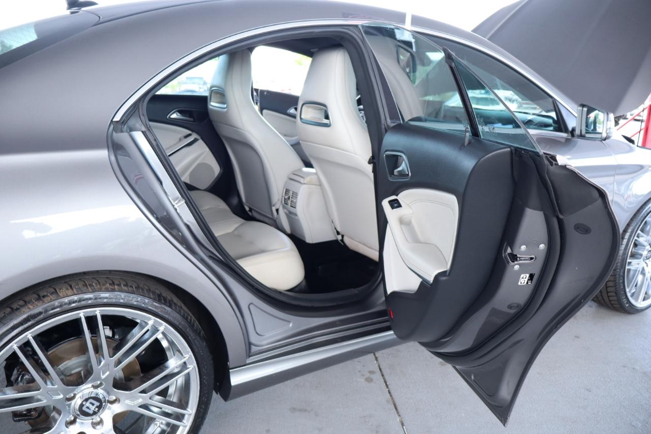 Mercedes-Benz CLA 4dr Sdn CLA 250 FWD 2016