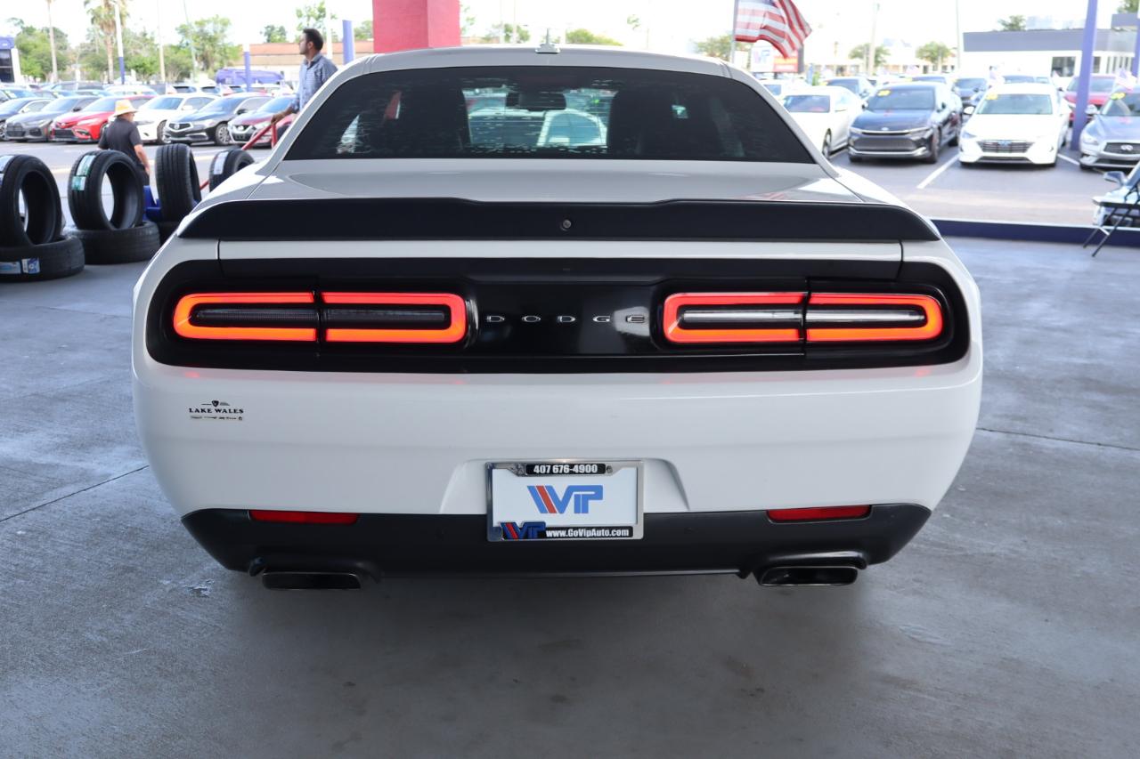 Dodge Challenger R/T Scat Pack Coupe 2017