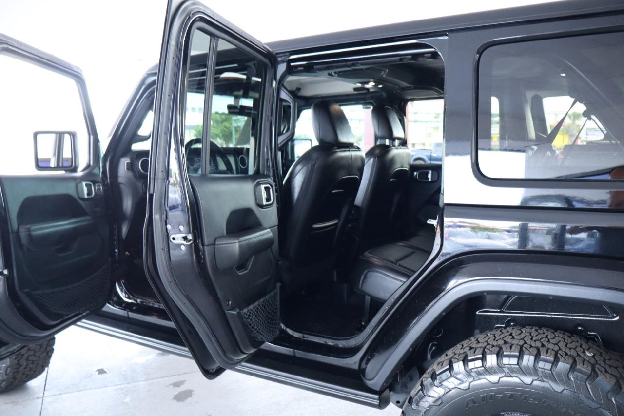 Jeep Wrangler Unlimited Sahara 4x4 2019