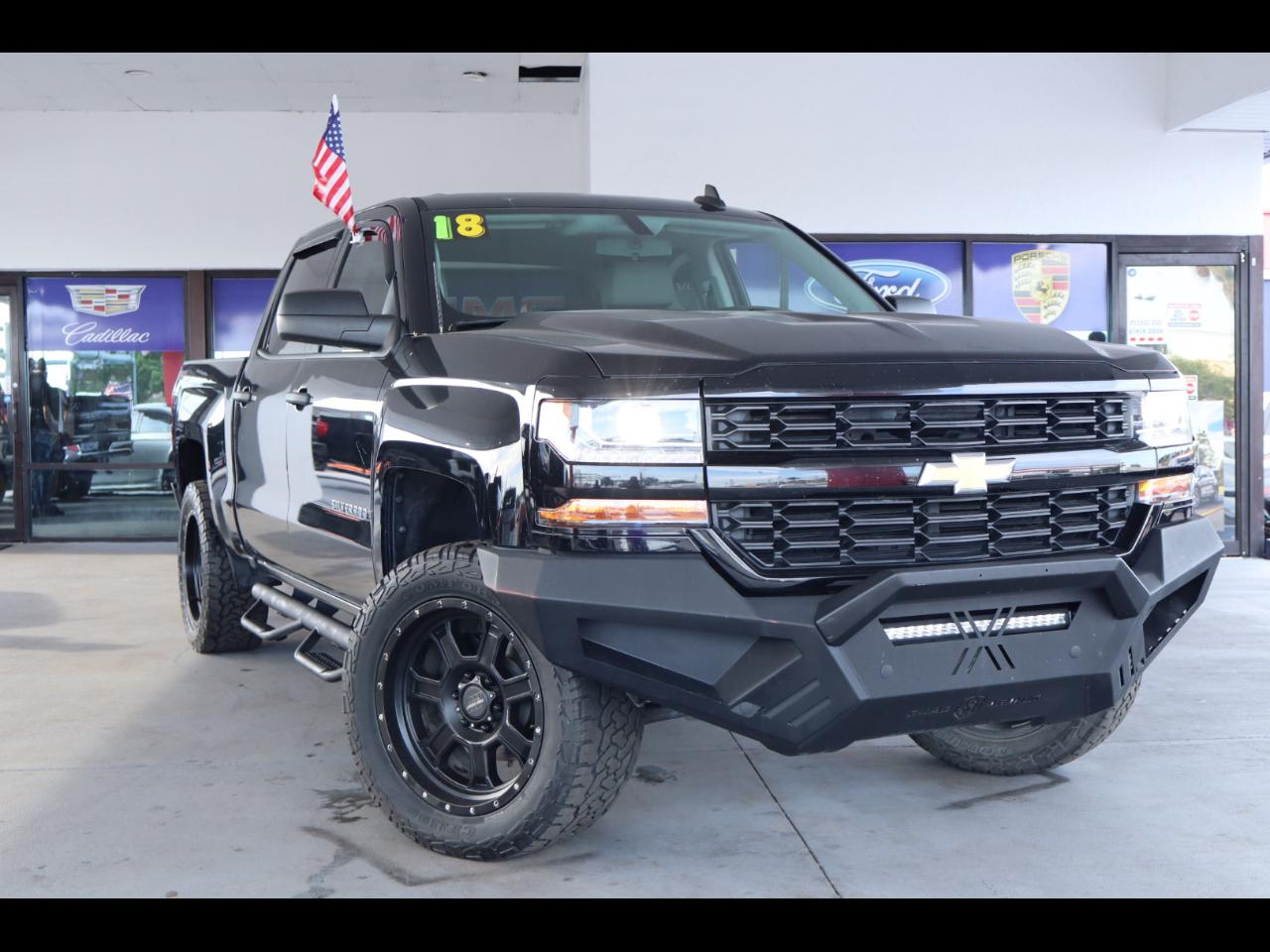 Chevrolet Silverado 1500 4WD Crew Cab 143.5" Custom 2018