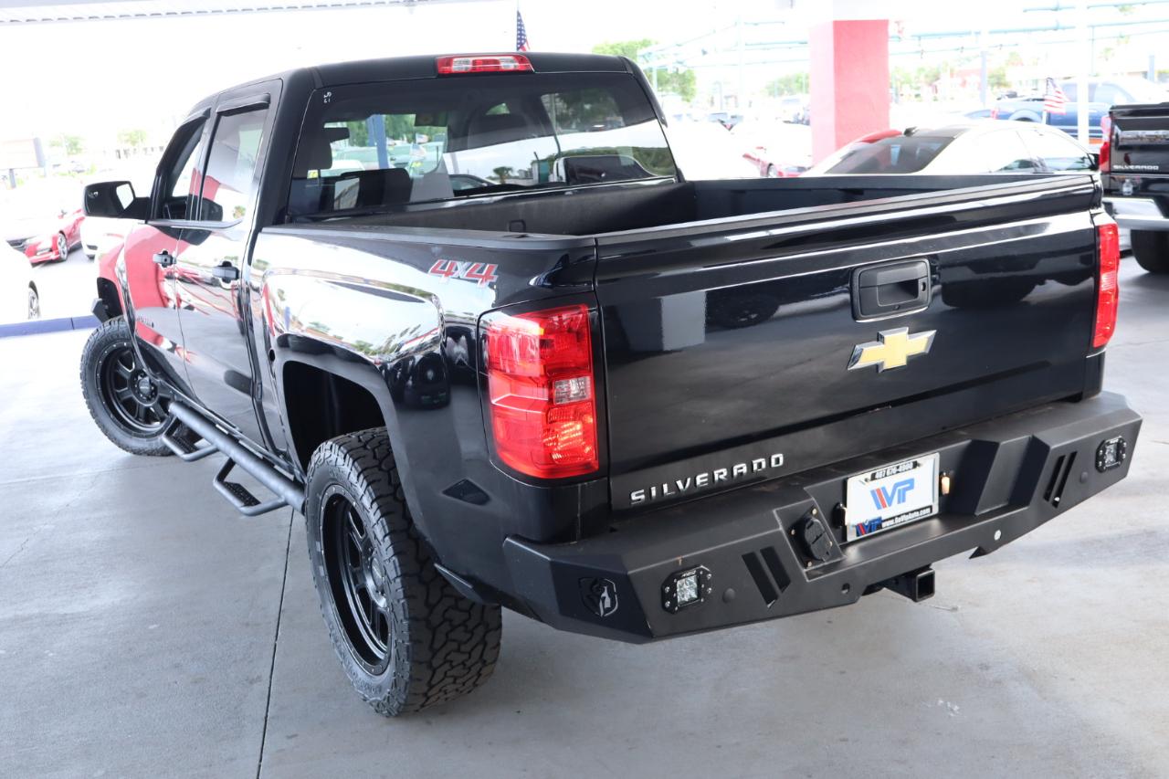 Chevrolet Silverado 1500 4WD Crew Cab 143.5" Custom 2018