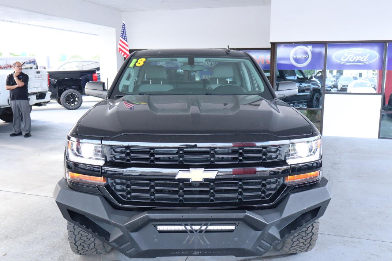 Chevrolet Silverado 1500 4WD Crew Cab 143.5" Custom 2018