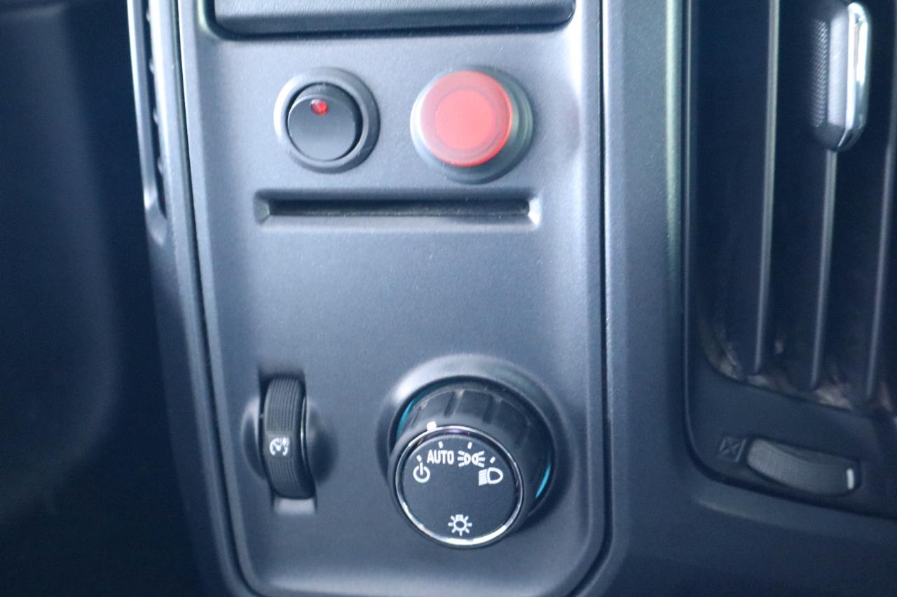 Chevrolet Silverado 1500 4WD Crew Cab 143.5" Custom 2018