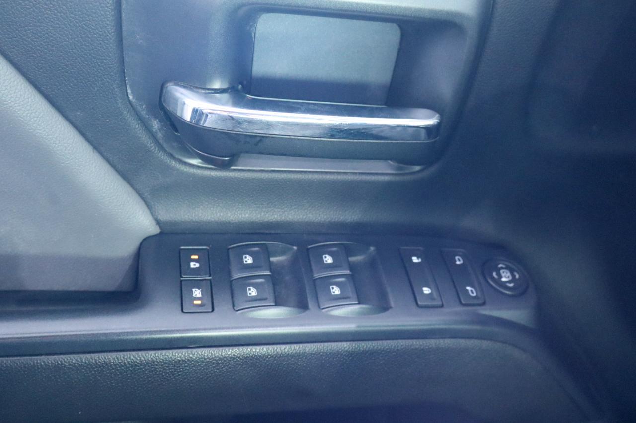 Chevrolet Silverado 1500 4WD Crew Cab 143.5" Custom 2018