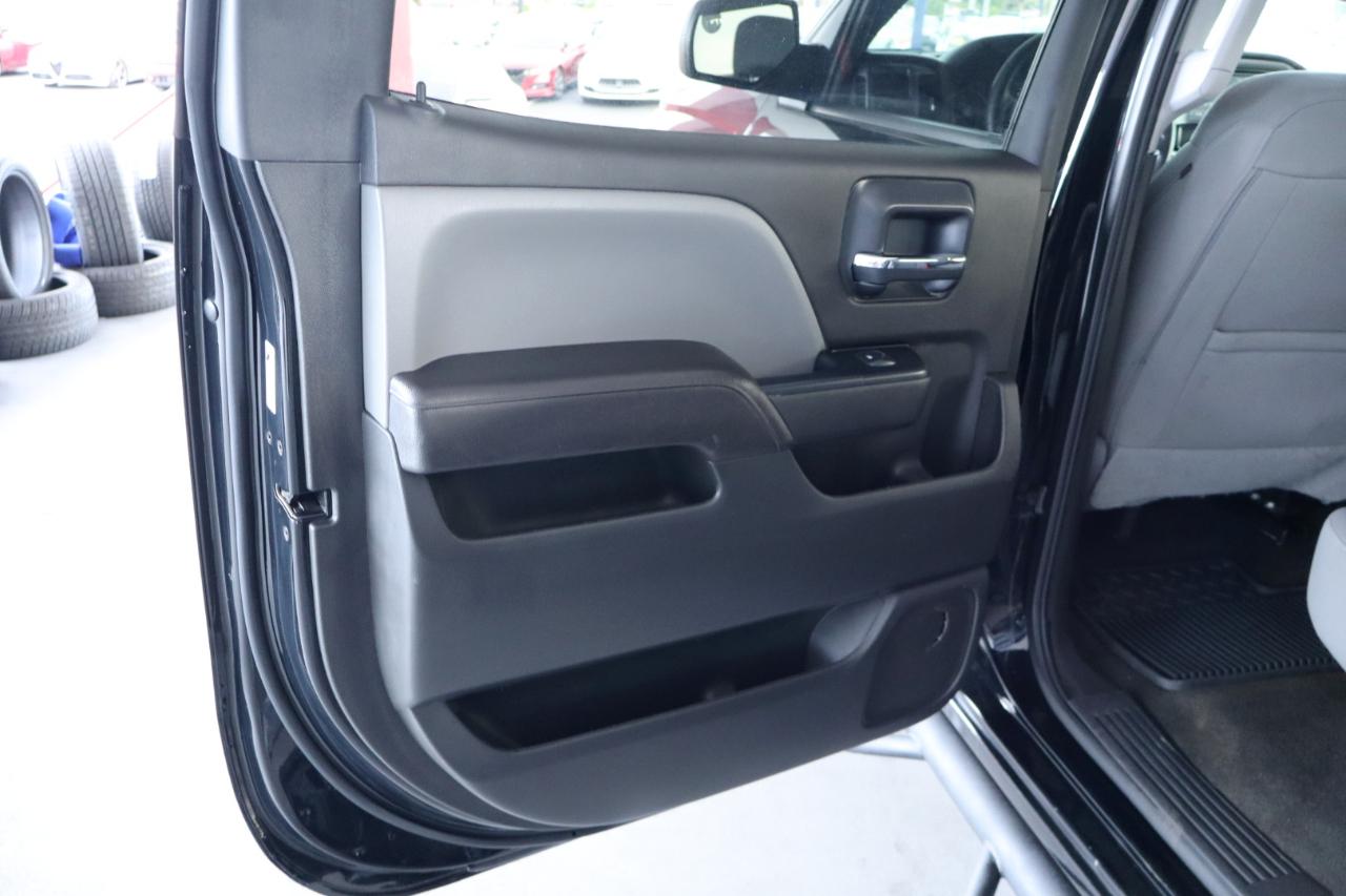 Chevrolet Silverado 1500 4WD Crew Cab 143.5" Custom 2018
