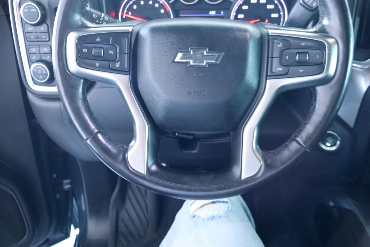 Chevrolet Silverado 1500 4WD Crew Cab 147" RST 2021
