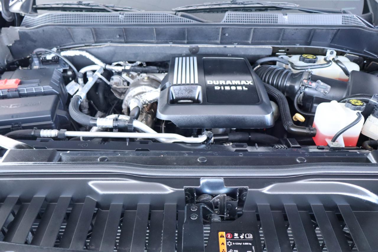 Chevrolet Silverado 1500 4WD Crew Cab 147" RST 2021