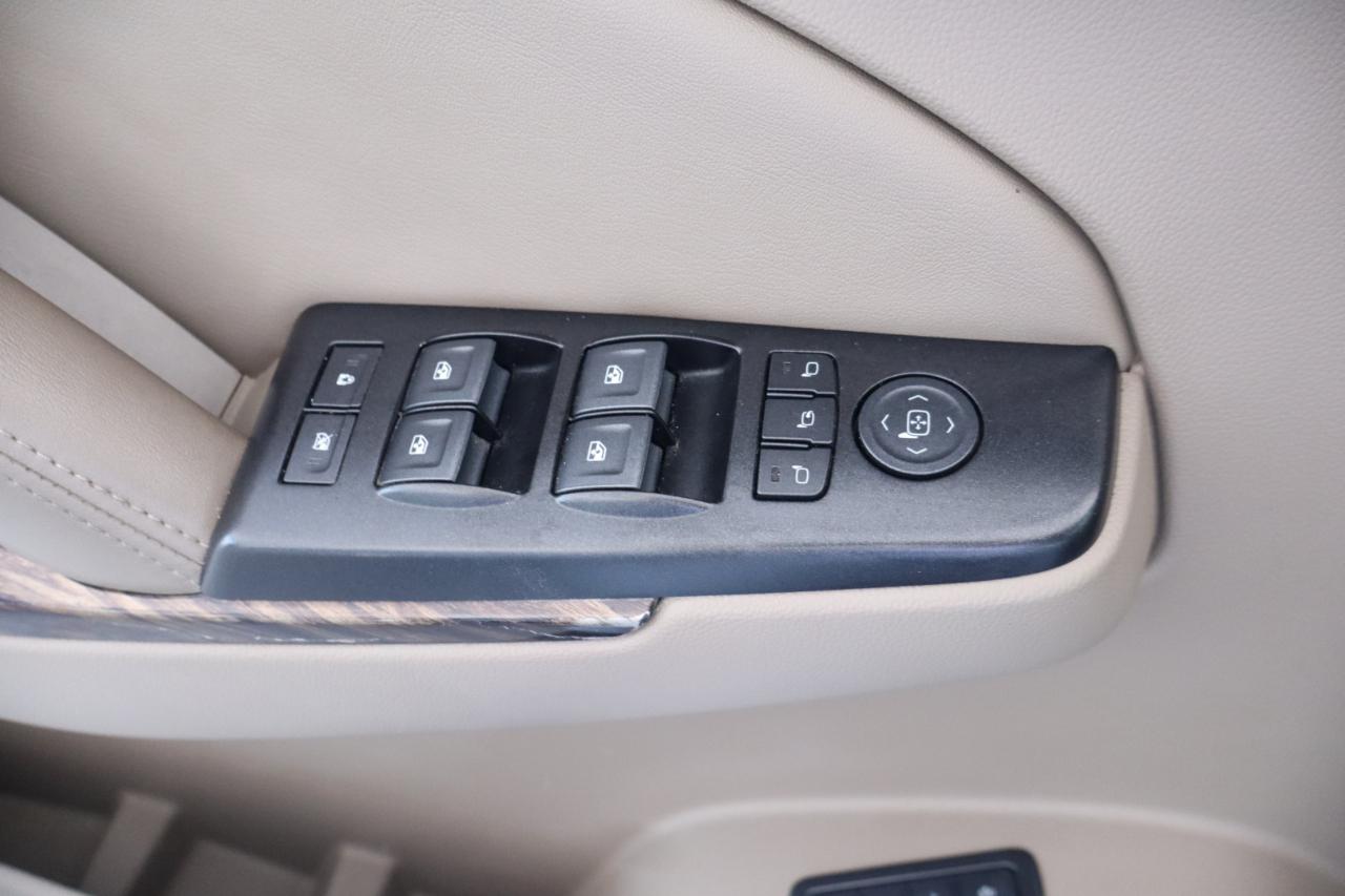 GMC Yukon XL 2WD 4dr SLT 2020