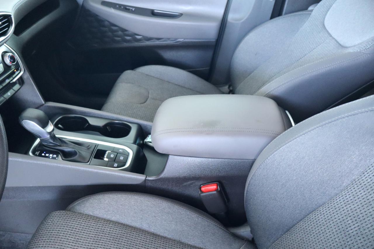 Hyundai Santa Fe SEL 2.4L Auto FWD 2020